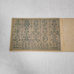 Album pattern di ricamo lettere alfabeto su carta millimetrata anni 20 2