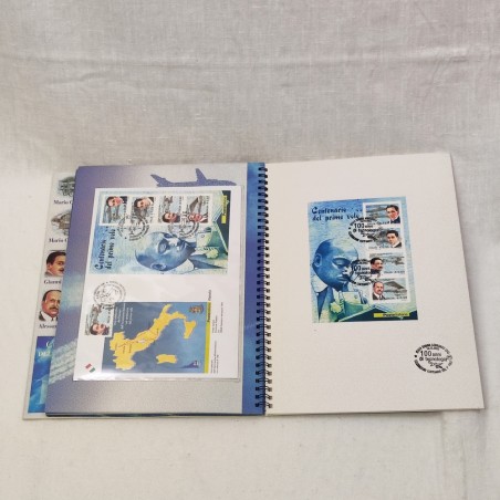 Due Folder filatelici francobolli Pionieri Aviazione pattuglia acrobatica