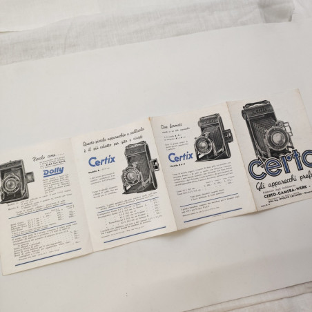 Brochure pubblicitaria prodotti fotografici CERTO ottobre 1936