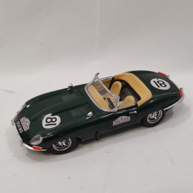 Burago Jaguar E-Type 1961 sc. 1/18 verde cabrio senza scatola
