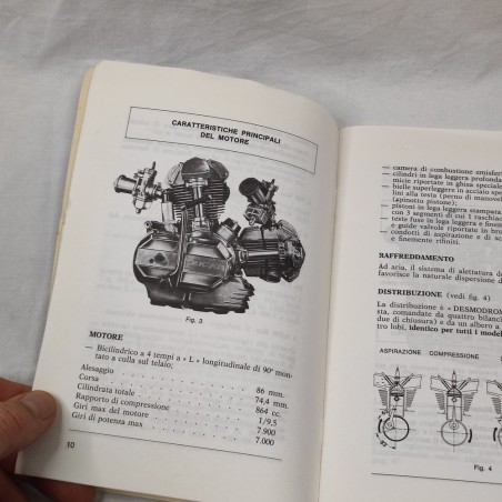 DUCATI 900 ss Desmo Istruzioni per l'uso e la manutenzione 72 pagine