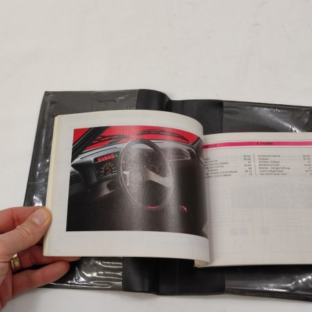 Libretto uso manutenzione Peugeot 205 in francese con custodia