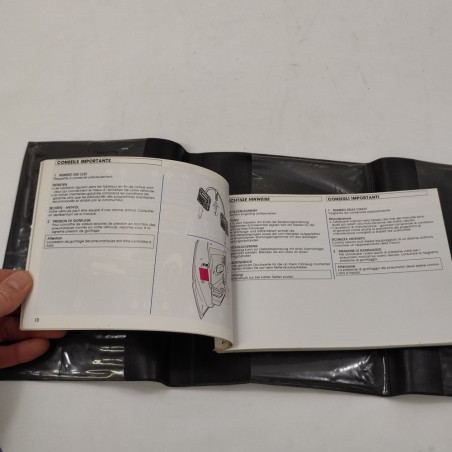Libretto uso manutenzione Peugeot 205 in francese con custodia