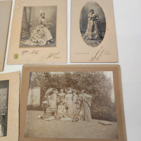 Lotto di 9 fotografie fine 800 con teatranti e attori