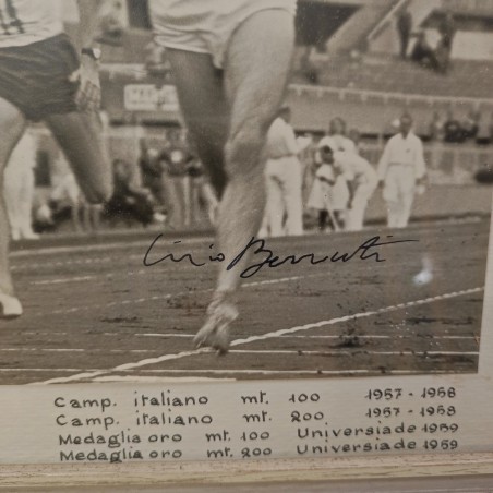 LIVIO BERRUTI fotografia con palmares e autografo in originale