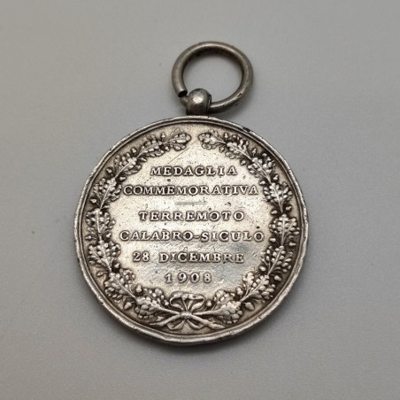 Medaglia Vittorio Emanuele III per il terremoto Calabro Siculo 1908