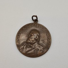 Medaglia in bronzo con anello di sospensione GIUSEPPE GARIBALDI 1907 d. 32 mm
