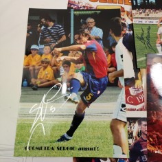 Lotto di 13 fotografie Bologna Calcio molte con autografi in originale giocatori 2