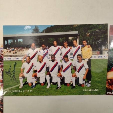 Lotto di 13 fotografie Bologna Calcio molte con autografi in originale giocatori