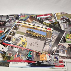Enorme lotto di autografi motociclisti Superbike Moto GP altre classi circa 400