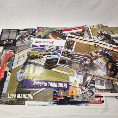 Enorme lotto di autografi motociclisti Superbike Moto GP altre classi circa 400