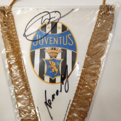 Gagliardetto Juventus autografo originale Zidane e Ravanelli 2