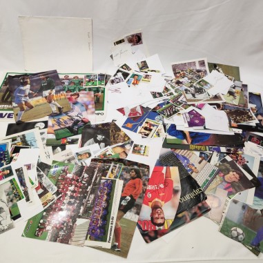 Lotto accumulo di ritagli riviste con 300 autografi calciatori misti anni 90