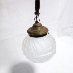Vintage lampadario a boccia con pendaglio in ottone h. 70 cm d. 15 cm 2