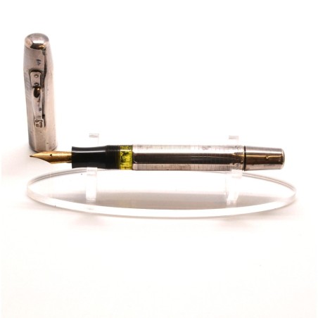 Penna stilografica senza marca, fusto in argento pennino oro 14 kt usata