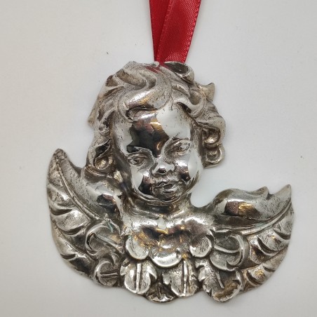 Angioletto putto in argento con nastro di sospensione