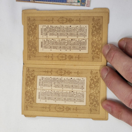 Lotto composto da calendarietto ISABEAU 1917 e un santino moderno