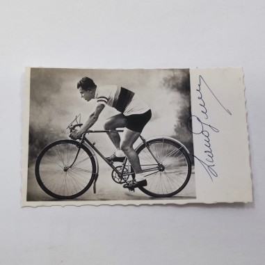 Fotografia promozionale con il ciclista Learco Guerra firmata in originale