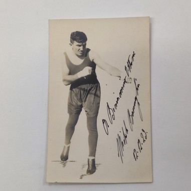 Cartolina postale con foto e autografo in originale puglile Michele Bonaglia