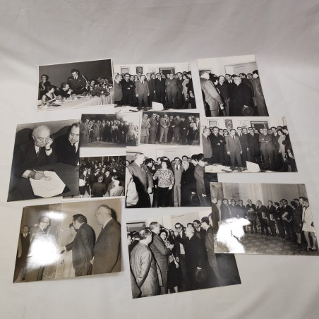 Importante accumulo oltre 300 fotografie di scena teatrale, politica anni 60/70