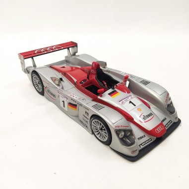 Maisto Infineon Audi R8 Le Mans 2002 Sc. 1:18
