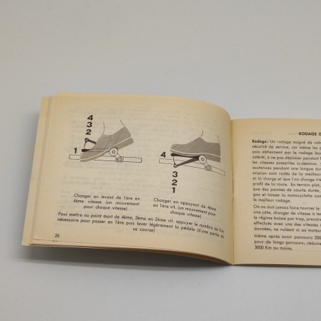 Libretto uso manutenzione Notice d'Entretien Motocyclette BMW R25/3 francese