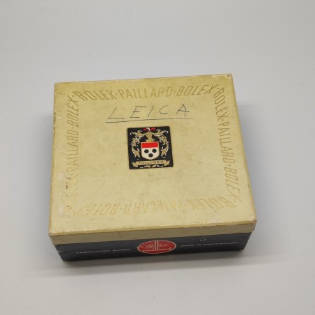 Bolex Paillard scaola in cartone con scritta a penna Leica