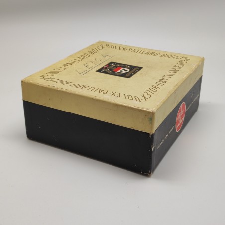 Bolex Paillard scaola in cartone con scritta a penna Leica
