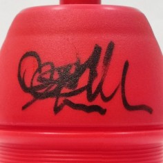 Autografo ciclista Mario Cipollini su borraccia ciclismo rossa Enervit 2