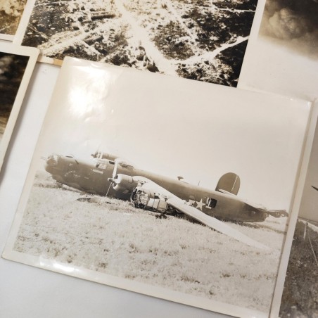 Lotto di 10 foto aeroplani USA e bombardamenti WWII