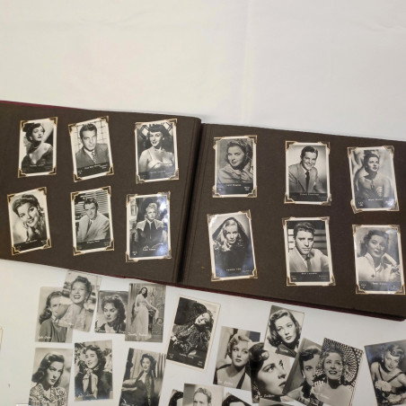 Album foto attori (228) + busta con foto sciolte (49)