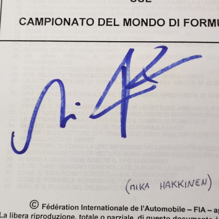 Opuscolo FIA con autografi piloti Michele Alboreto e Mika Hakkinen