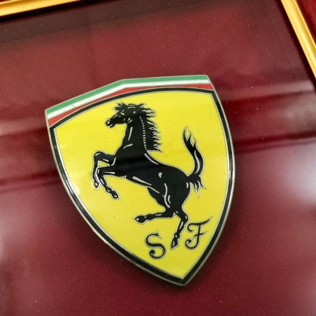 Ferrari placca a scudetto grande in quadro 21x21 cm