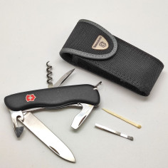 Coltellino svizzero multiuso Victorinox con custodia 2