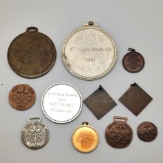 Lotto di 11 medaglie Giochi della Gioventù anni 70/80 2