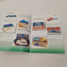 Libro Automobiles miniatures en plastique des années 1950 et 1960 Andrew Ralston 2