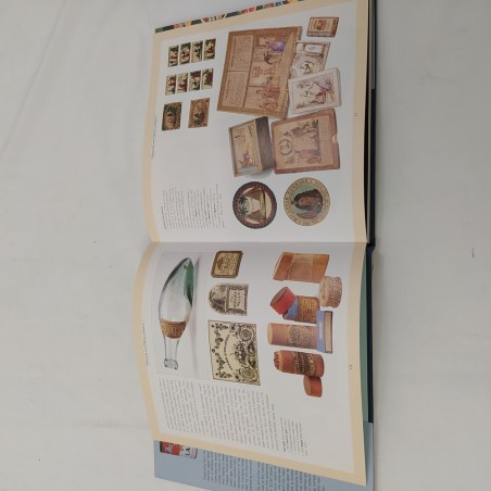 Libro The art of the label Robert Opie 1987