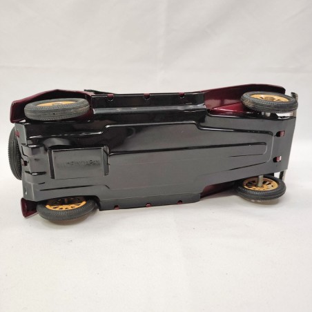 Auto giocattolo in latta anni 60/70 made in Japan 25 cm ottime condizioni