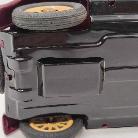 Auto giocattolo in latta anni 60/70 made in Japan 25 cm ottime condizioni