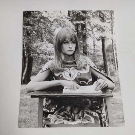 Foto originale agenzia di stampa Jean Shrimpton scena dal film Privilege