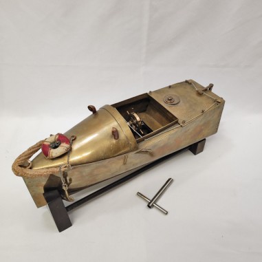 Vintage barca motoscafo giocattolo in ottone con motore a molla l. 40 cm