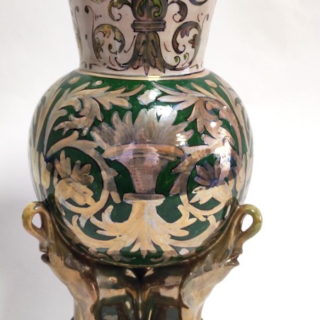 Vaso in ceramica a firma Robbia Gualdo Tadino inizio XX sec
