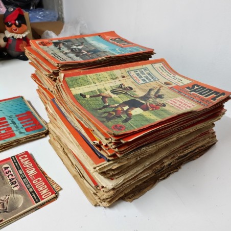 Accumulo riviste calcio Lo Sport e Lo Sport Illustrato anni 50 - 209 numeri