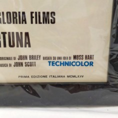 Toccarlo porta fortuna. R. Moore S. York S. Winters 1975 Locandina cinema 2