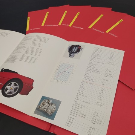 Cartellina stampa Ferrari Press 7 modelli anno 1994 stampato 825/94