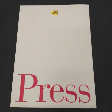 Cartellina stampa Ferrari 1066/96. Busta macchiata