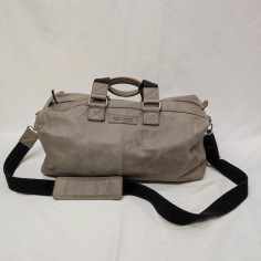 Borsa in pelle tipo sport bag in colore ma creta Andrea Cardone 2