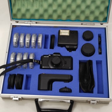 Valigetta con set fotografico completo Pentax 110 con filtri e ottiche
