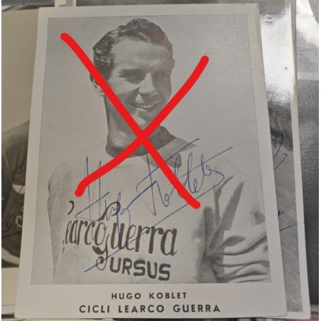 Lotto di 42 fotografie ciclisti anni 50 con autografi e dediche in originale
