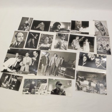 Lotto di 17 foto bianco e nero con attori vari anni 50/60